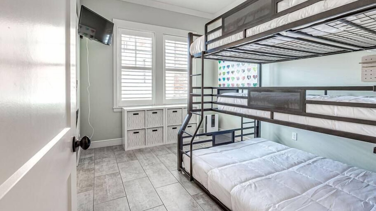 Photo of Bedroom in Carlton Landing