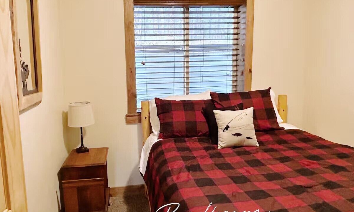 Photo of Bedroom in Monticello