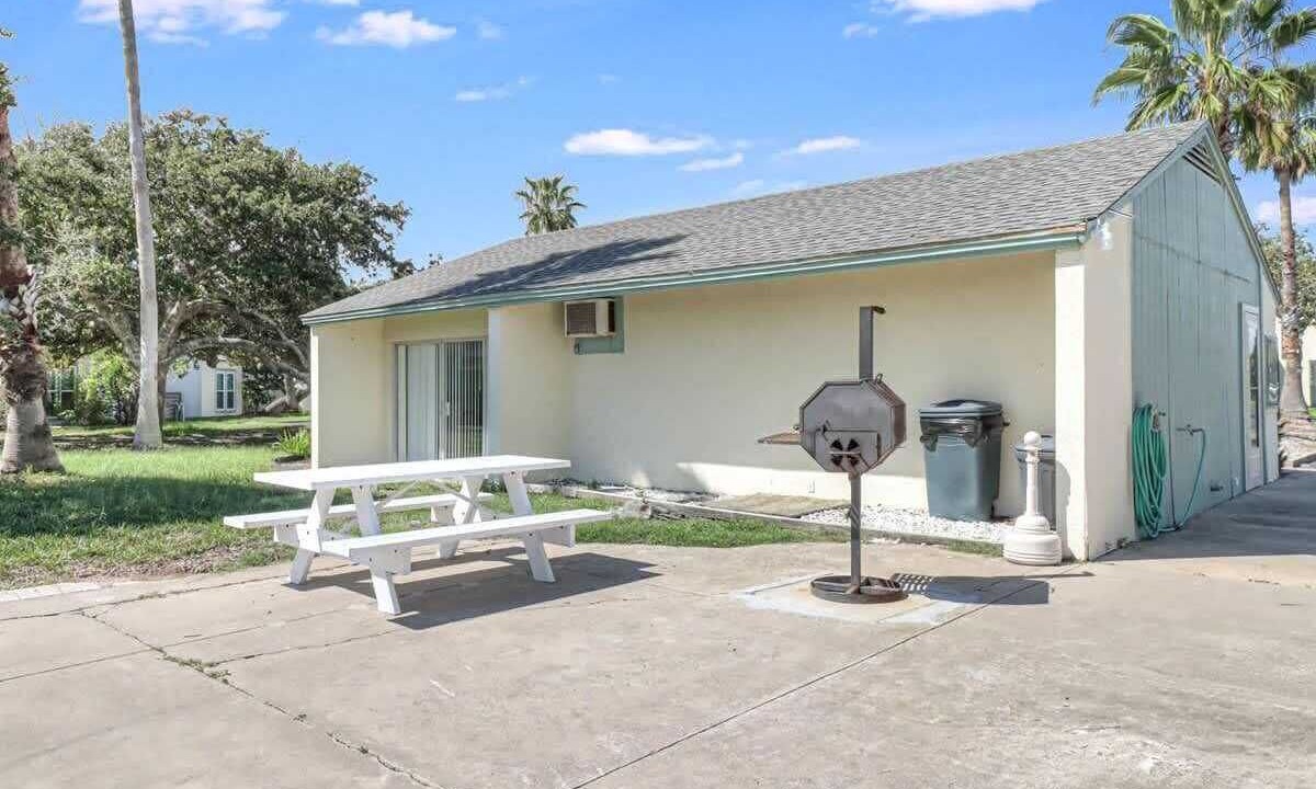 Photo of Outdoor in Sailhouse