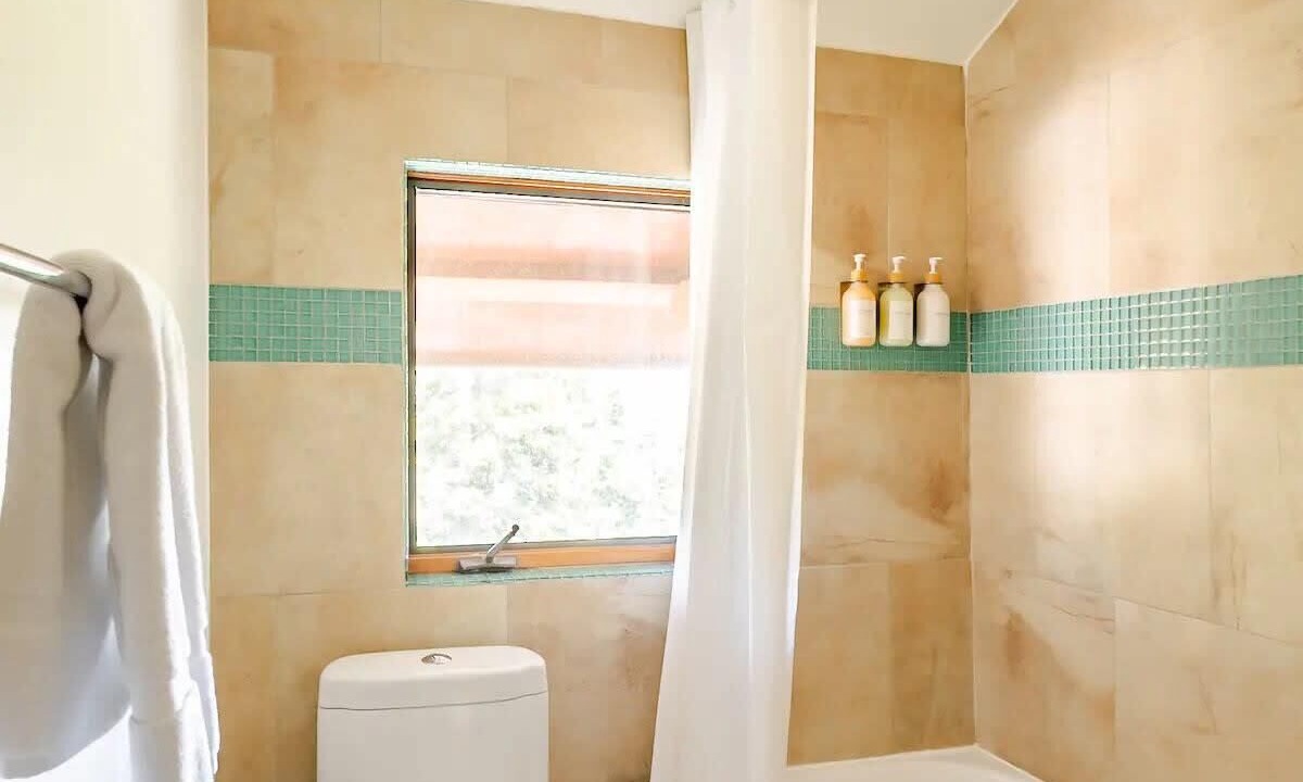 Photo of Bathroom in Summit Park