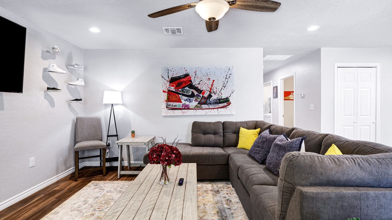 Photo of Livingroom in Eastside Promise Neighborhood