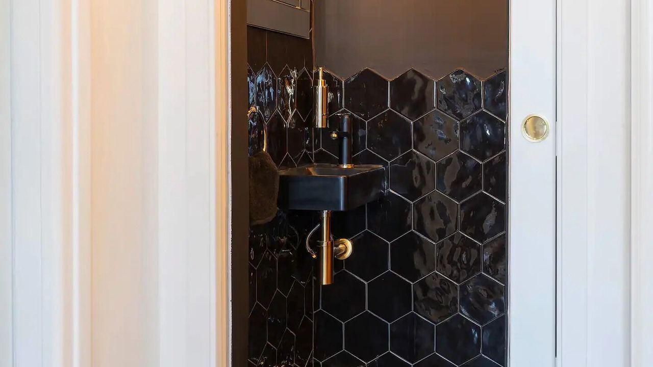 Photo of Bathroom in Anatole France