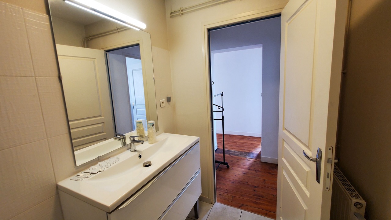 Photo of Bathroom in Brive-la-Gaillarde