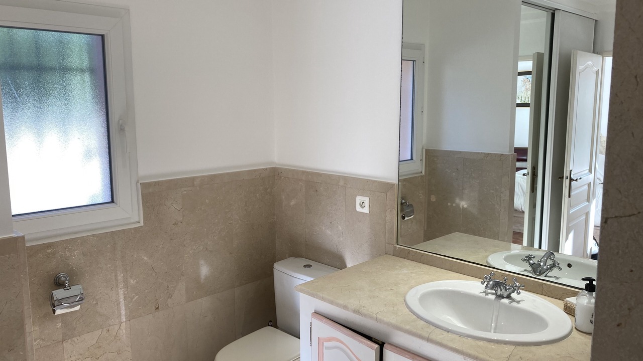 Photo of Bathroom in Bagnols-en-Foret