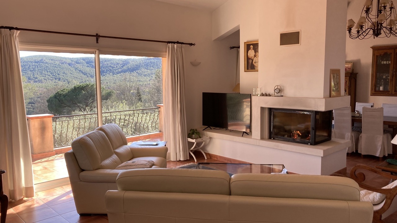 Photo of Livingroom in Bagnols-en-Foret
