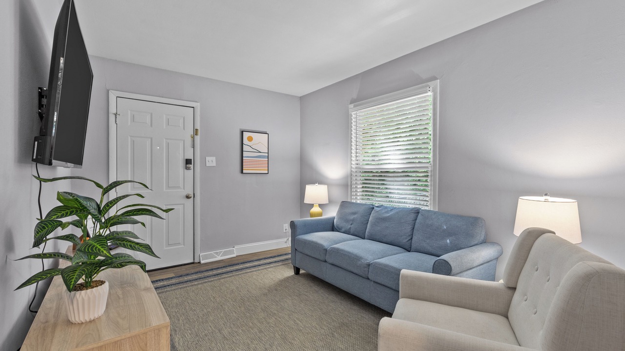 Photo of Livingroom in St. Charles
