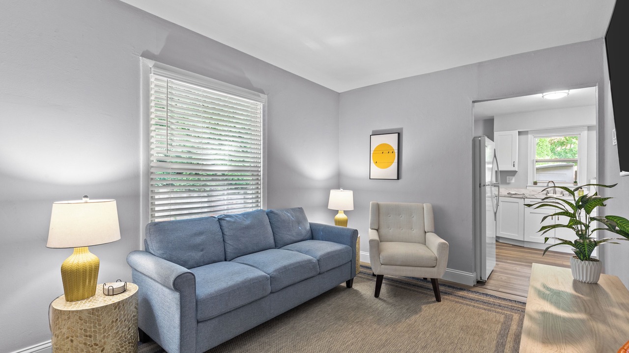 Photo of Livingroom in St. Charles