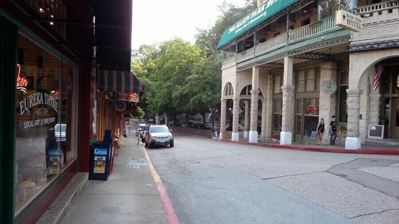 Photo of Others in Eureka Springs Historic District