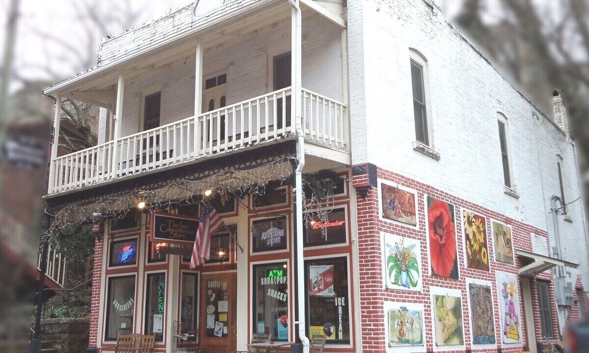 Photo of Others in Eureka Springs Historic District