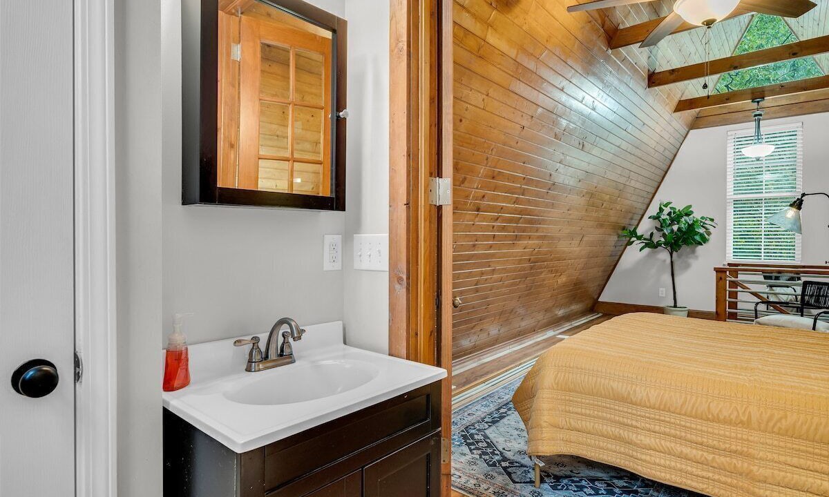 Photo of Bathroom in Starkville