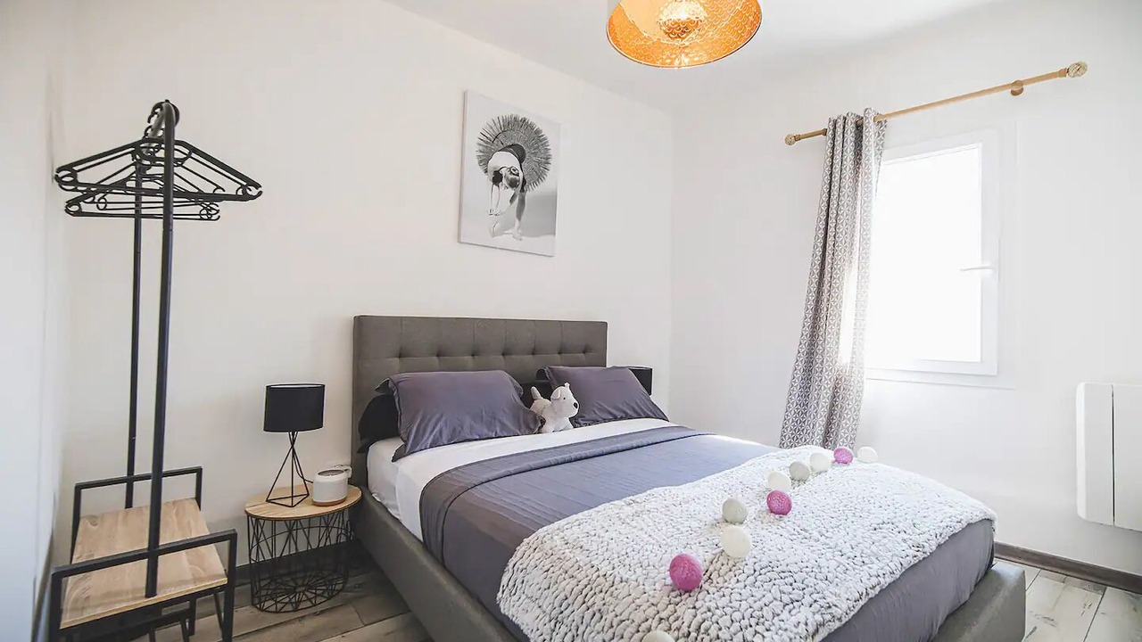 Photo of Bedroom in Les Halles - Valliere