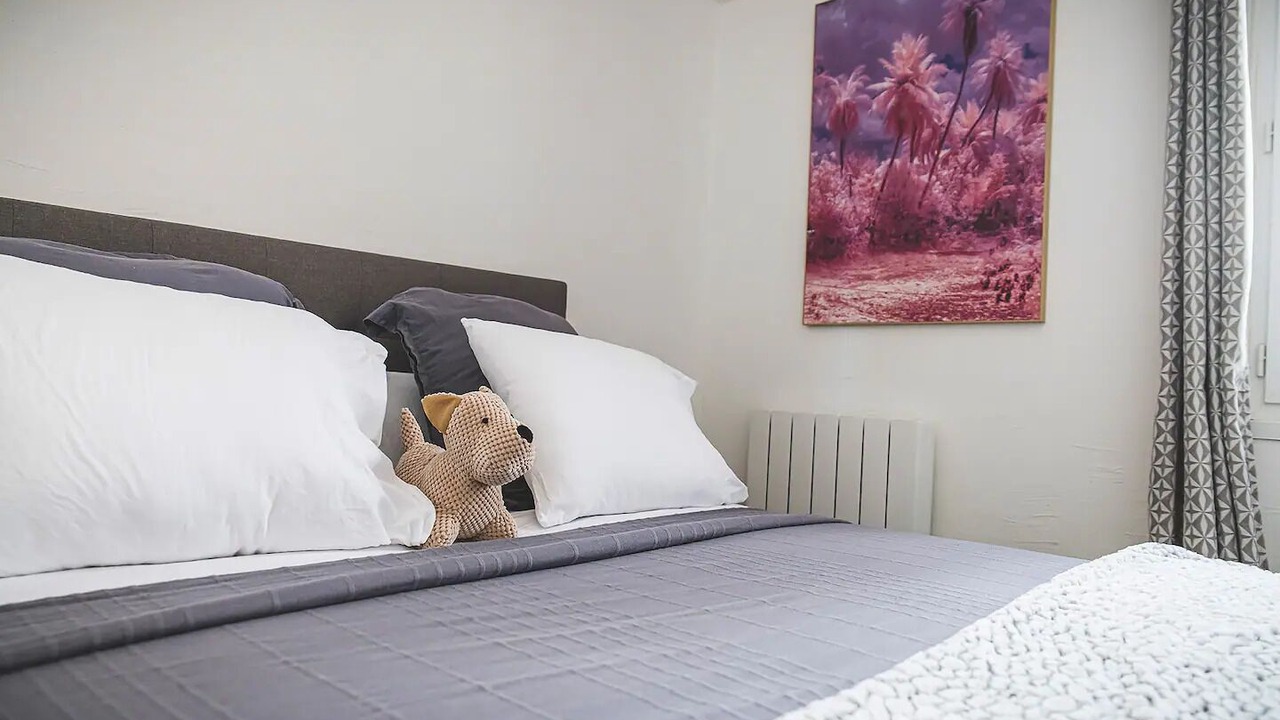 Photo of Bedroom in Les Halles - Valliere