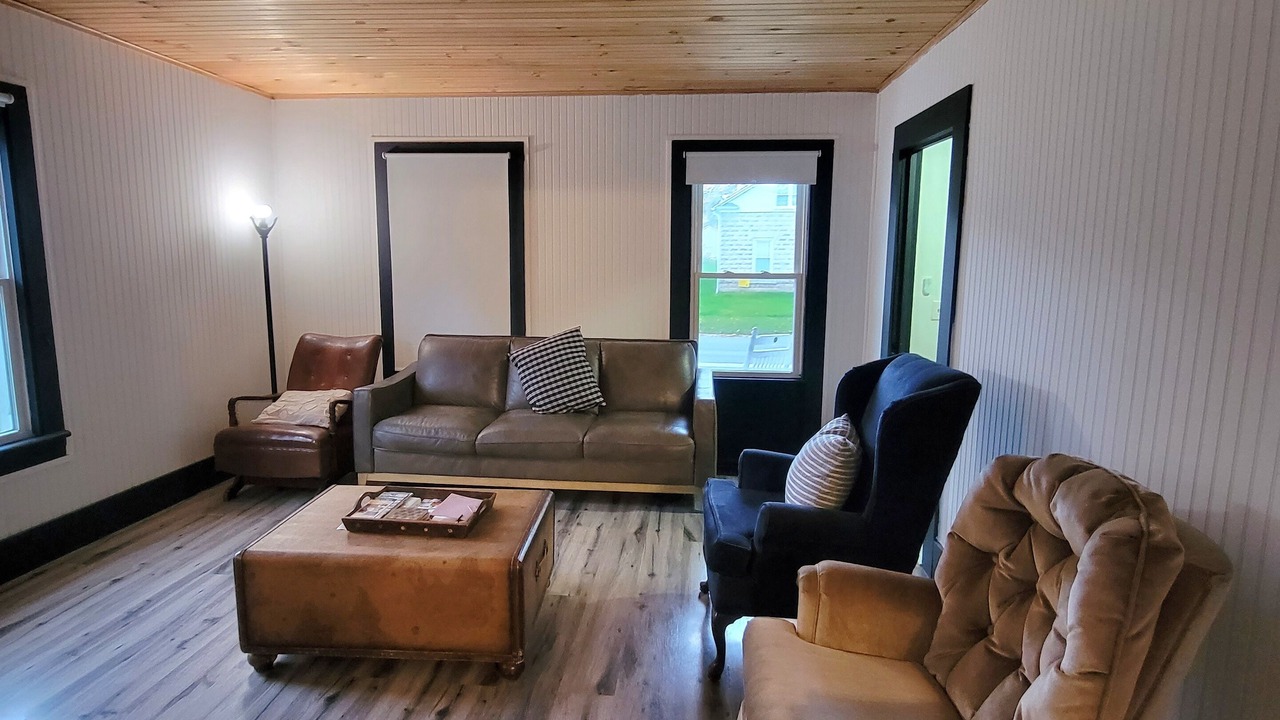 Photo of Livingroom in Town of Milo