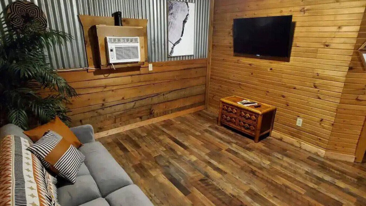 Photo of Livingroom in Sulphur