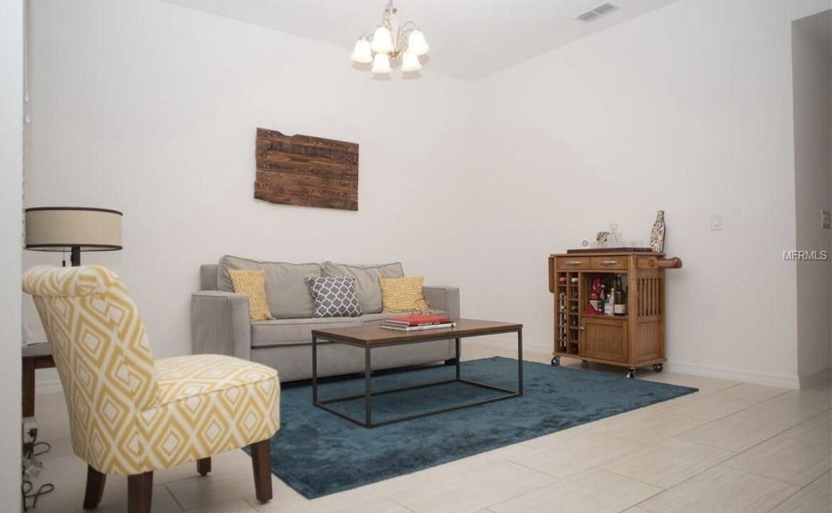 Photo of Livingroom in Clermont