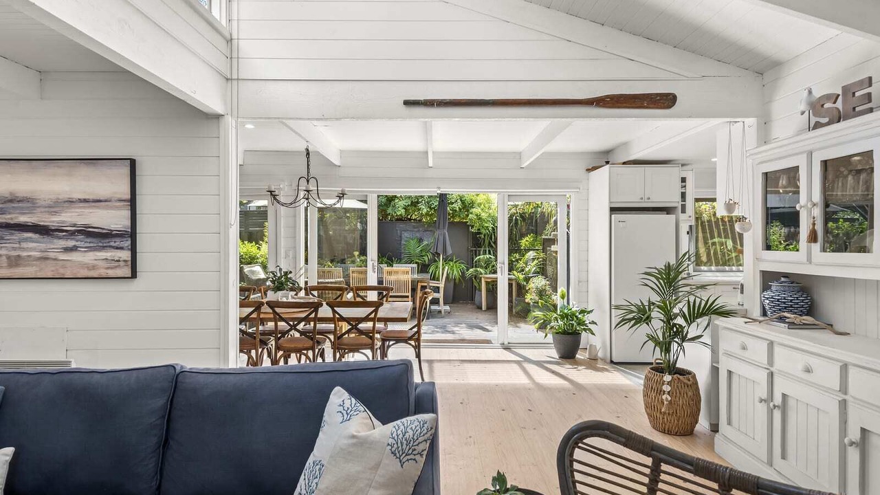 Photo of Livingroom in Anglesea