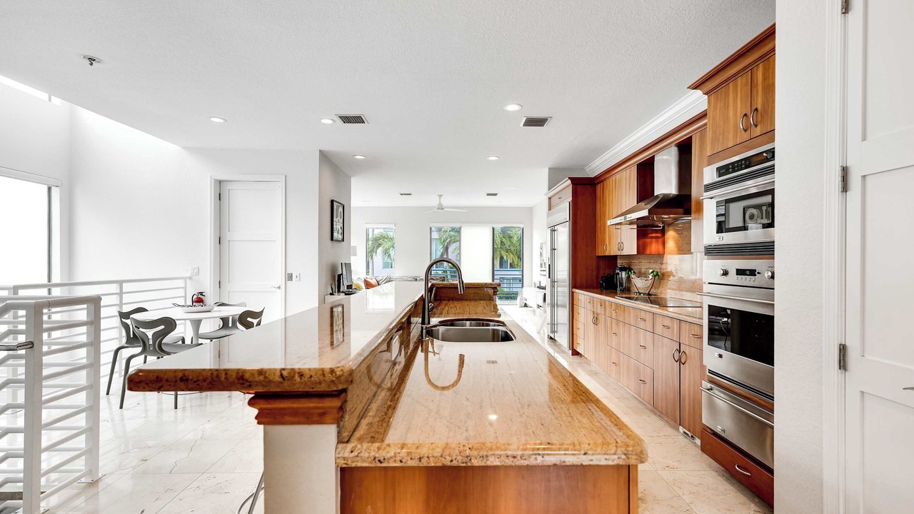 Photo of Kitchen in Colee Hammock