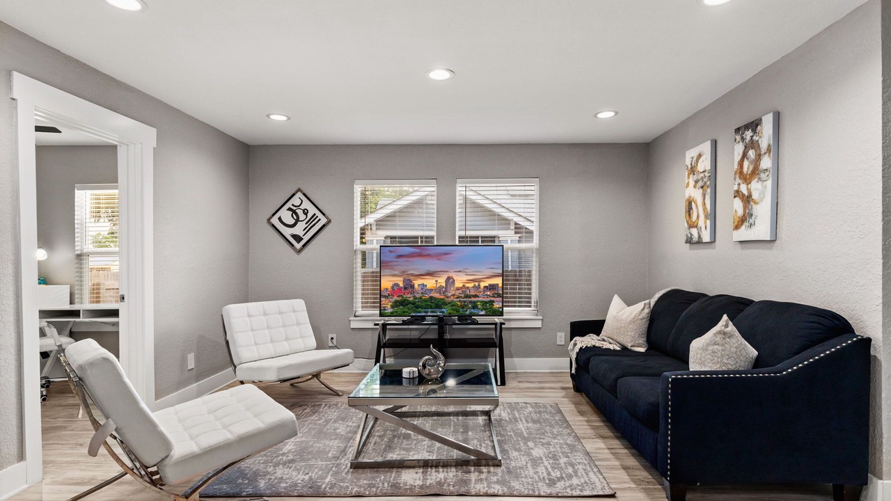 Photo of Bedroom in Highland Park
