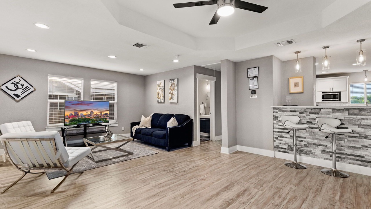 Photo of Bedroom in Highland Park