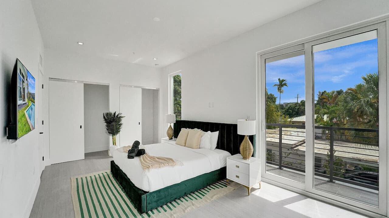 Photo of Bedroom in Lake Ridge