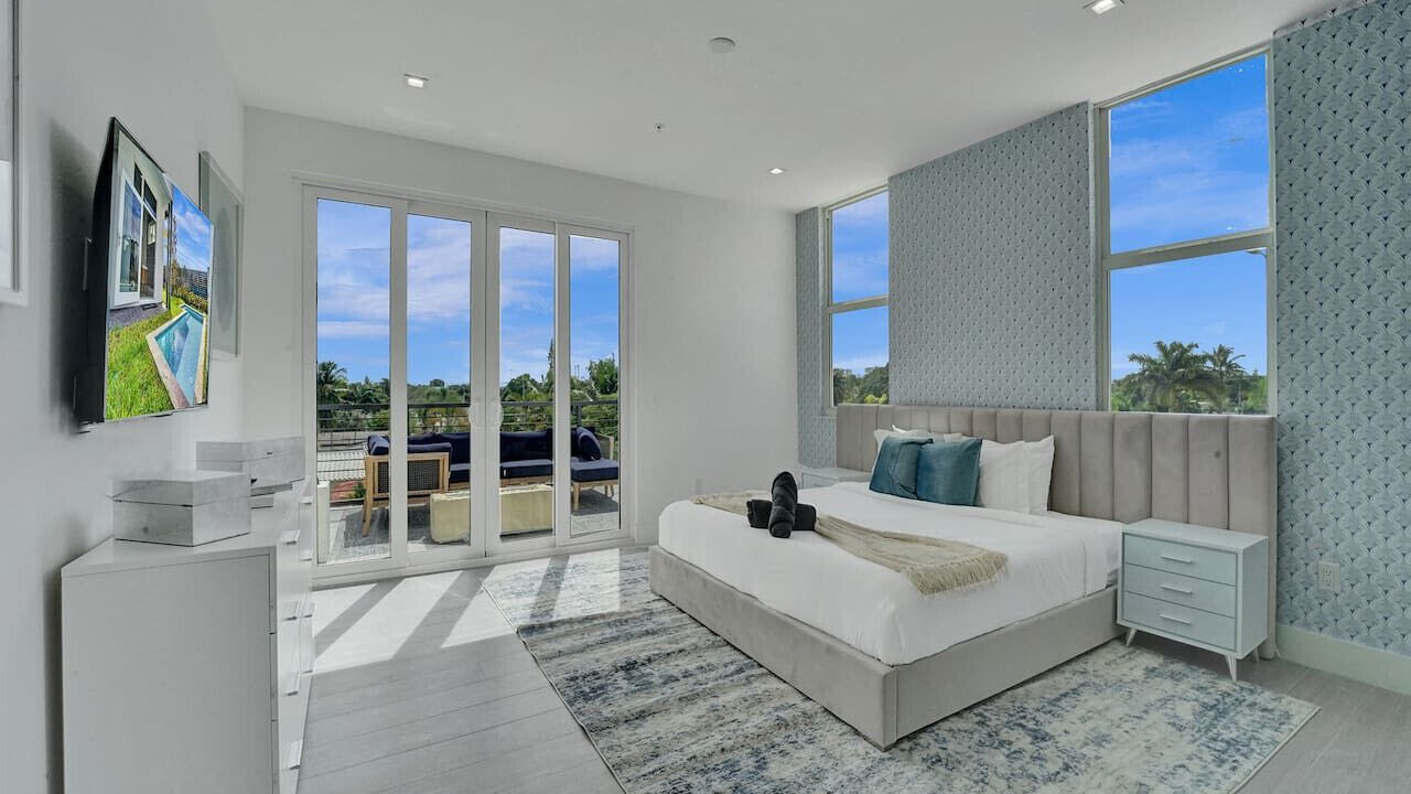 Photo of Bedroom in Lake Ridge