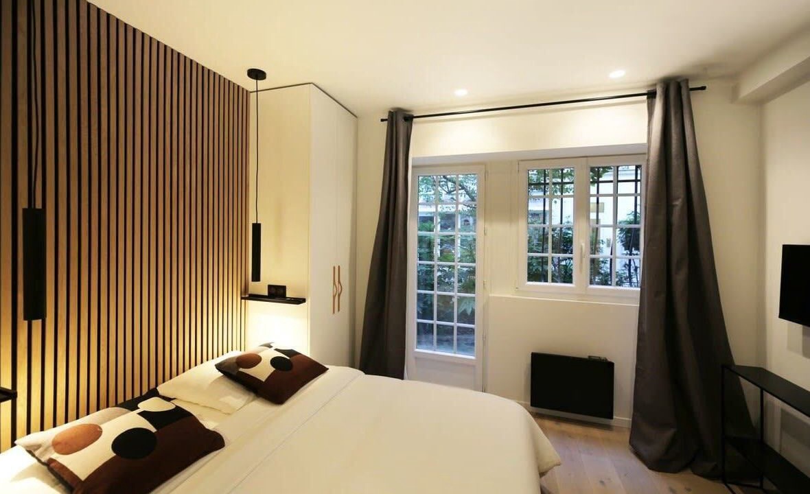 Photo of Bedroom in 10th Arrondissement