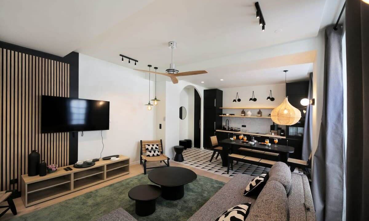 Photo of Livingroom in 10th Arrondissement