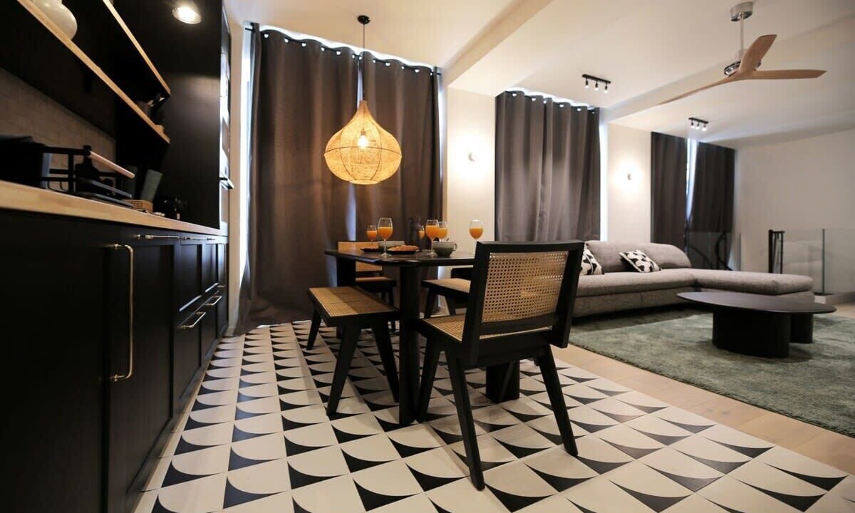 Photo of Livingroom in 10th Arrondissement