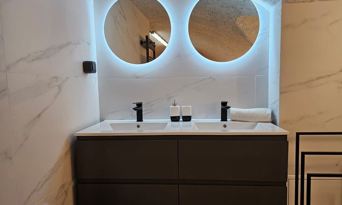 Photo of Bathroom in 10th Arrondissement