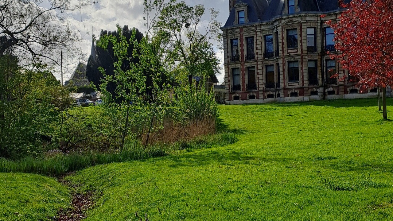 Photo of Outdoor in Bourgtheroulde-Infreville