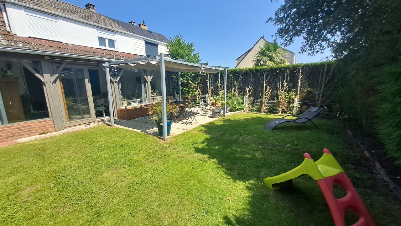Photo of Outdoor in Bourgtheroulde-Infreville