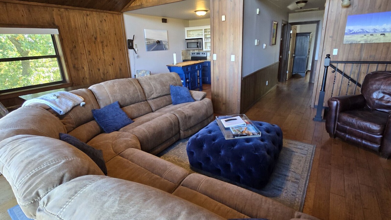 Photo of Livingroom in Sulphur