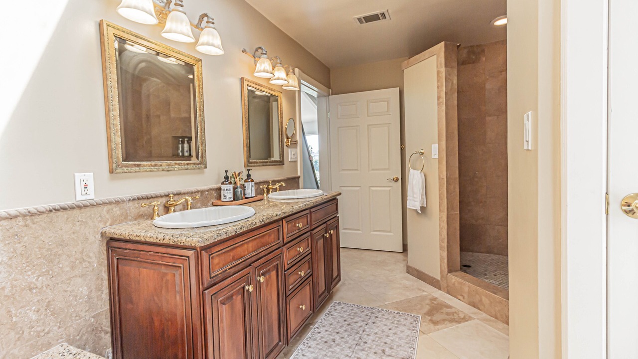 Photo of Bathroom in Kit Carson