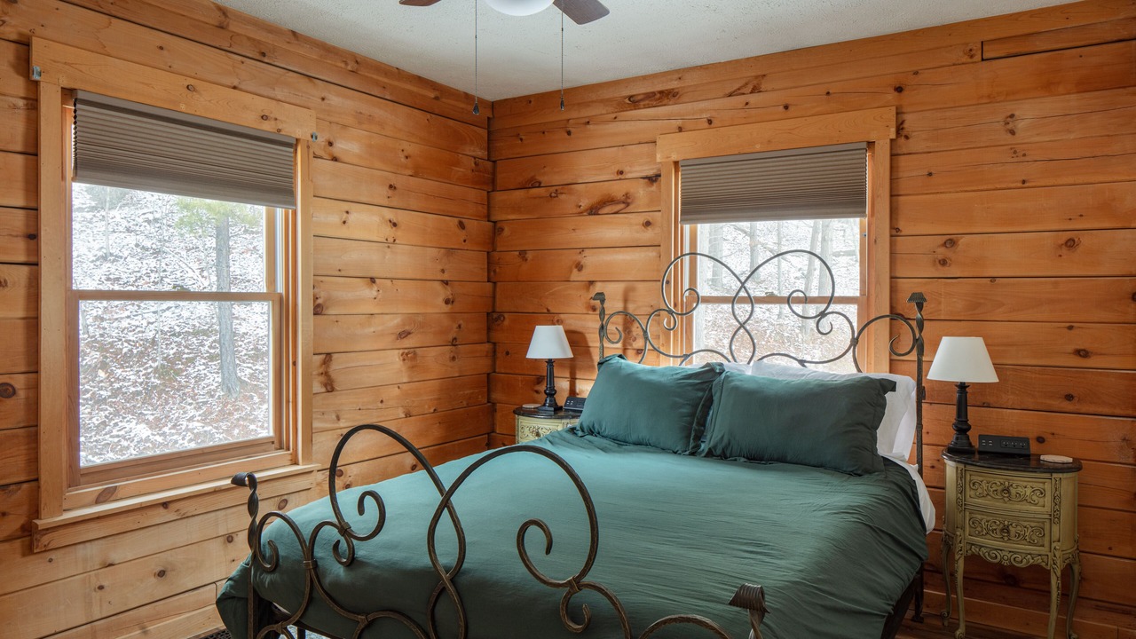 Photo of Bedroom in Willow Wood