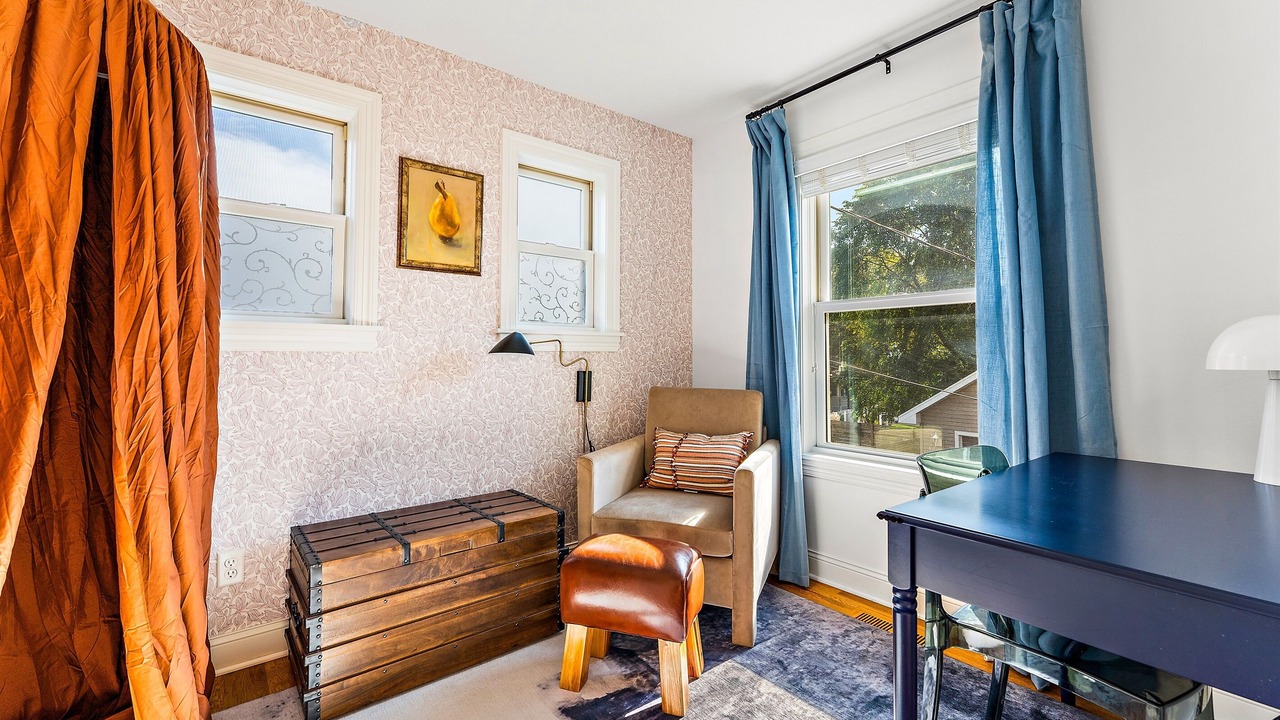 Photo of Bedroom in Morris Park