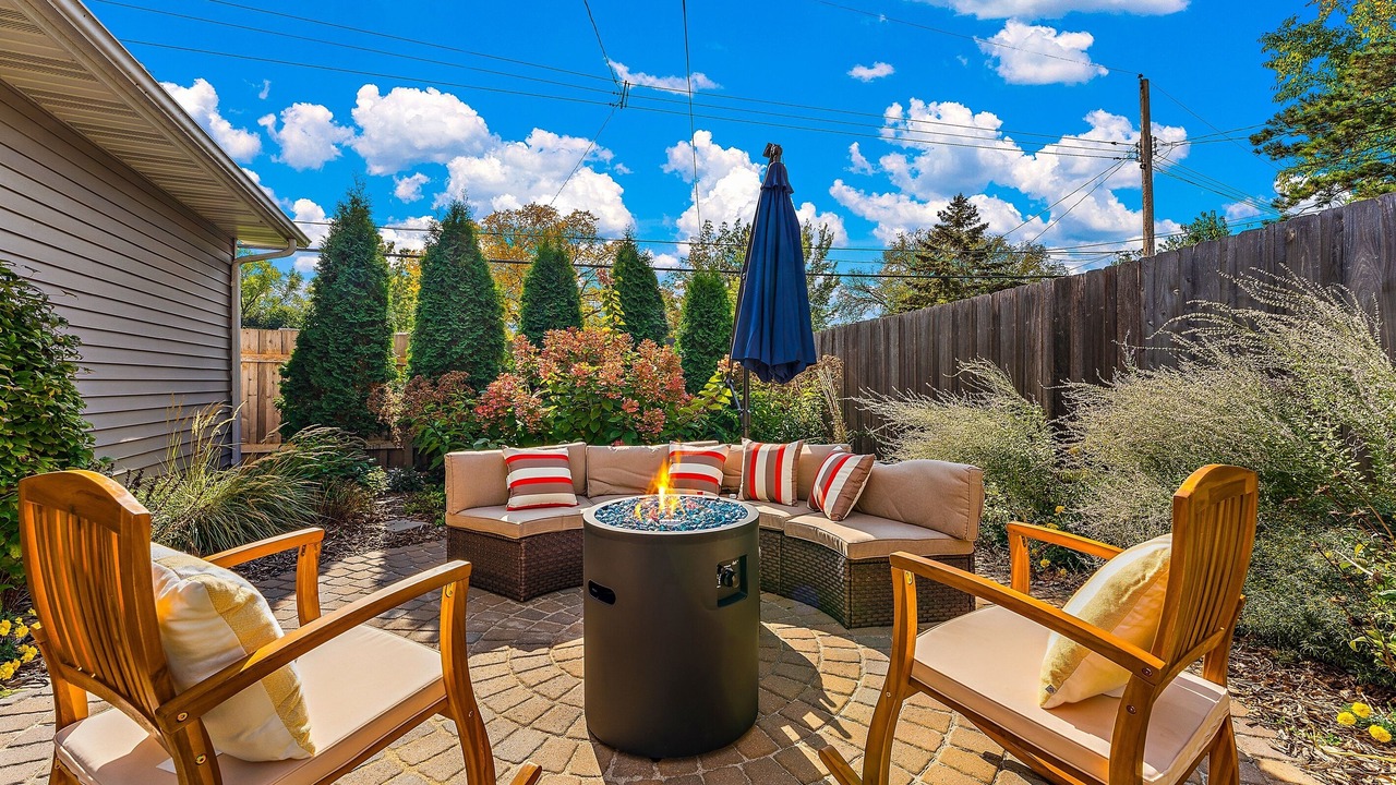 Photo of Outdoor in Morris Park