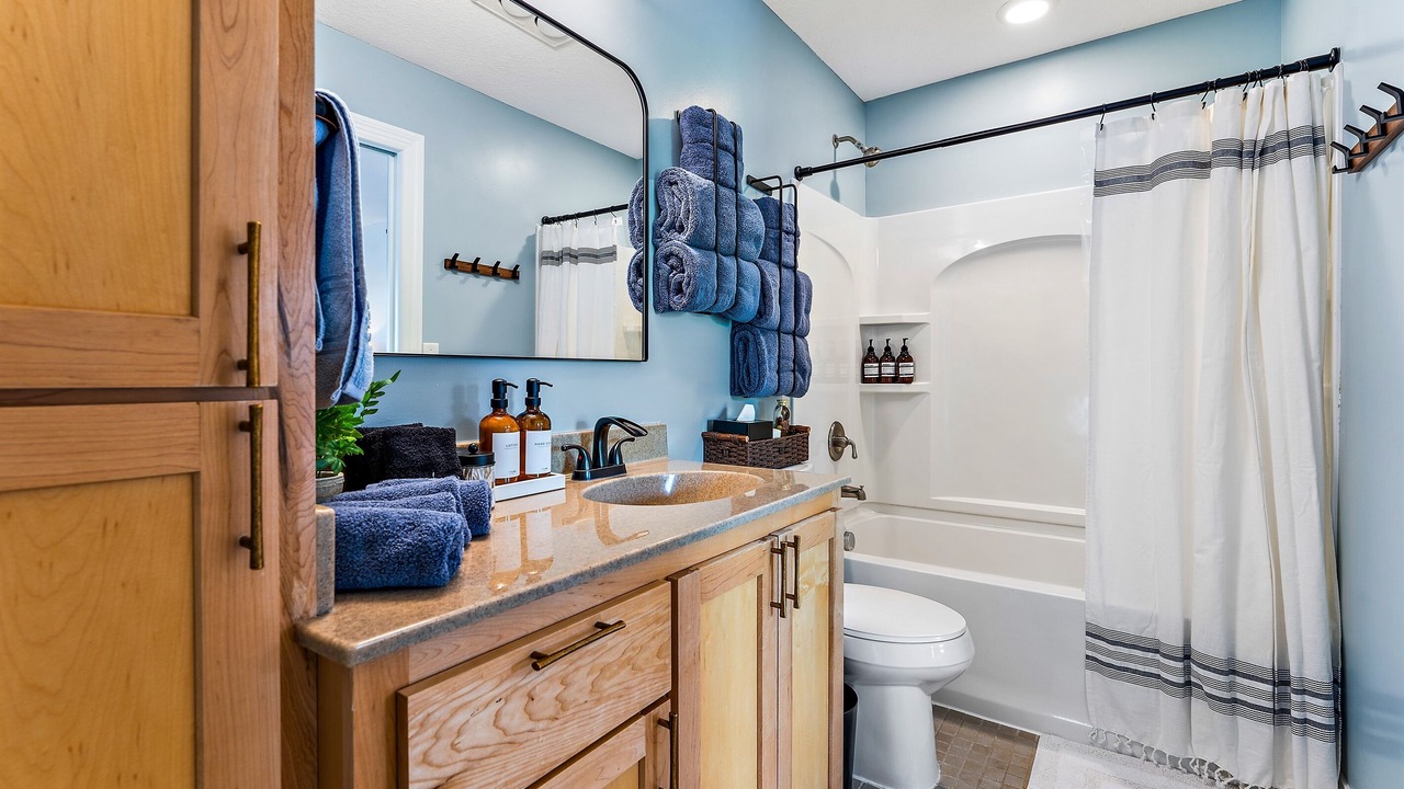 Photo of Bathroom in Morris Park