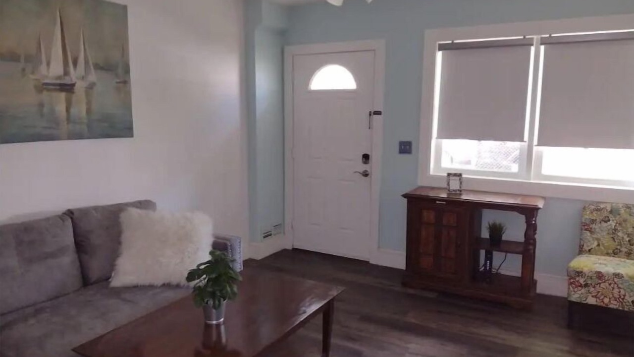 Photo of Livingroom in Rockville