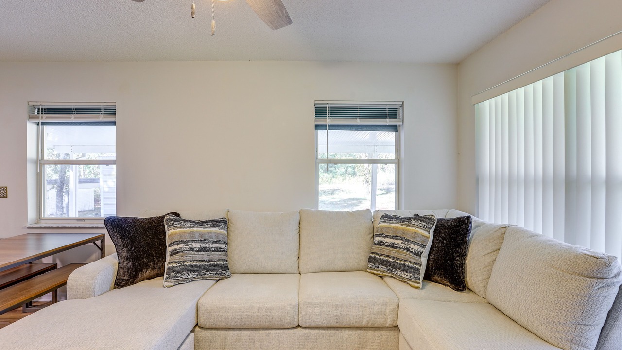 Photo of Livingroom in Williston Highlands