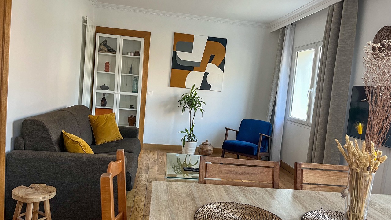 Photo of Livingroom in Le Kremlin-Bicetre