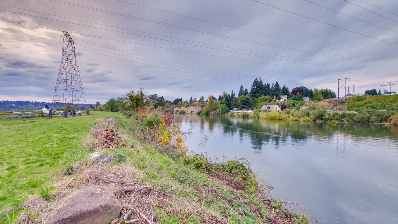 Photo of Others in Everett