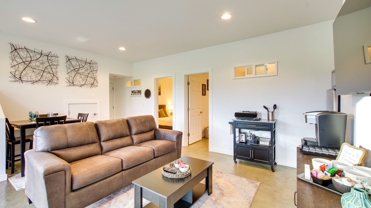 Photo of Others in Everett