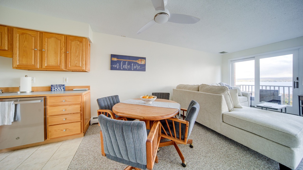 Photo of Livingroom in Dewittville
