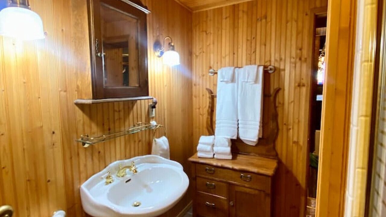 Photo of Bathroom in Sutter Creek