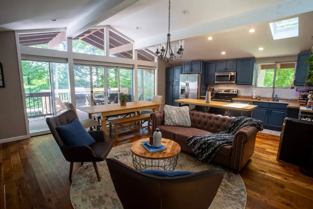 Photo of Livingroom in Pocono Lake