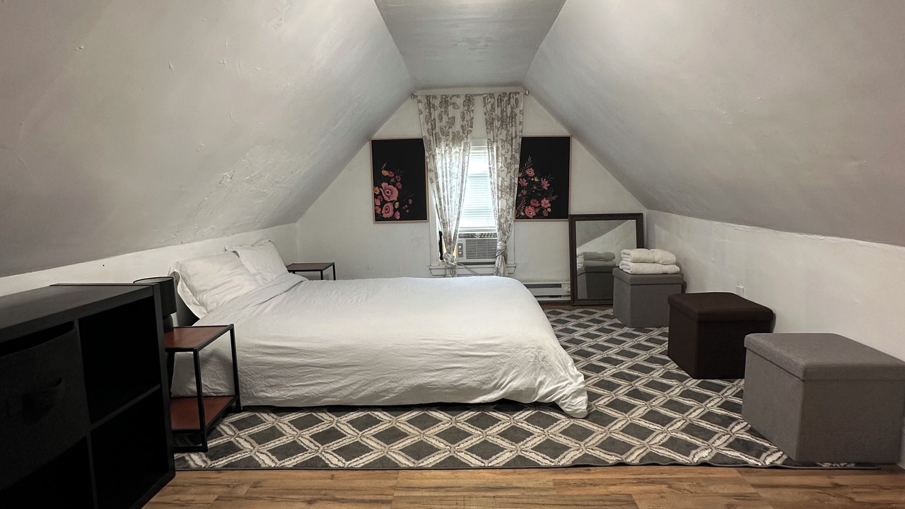 Photo of Bedroom in Malden