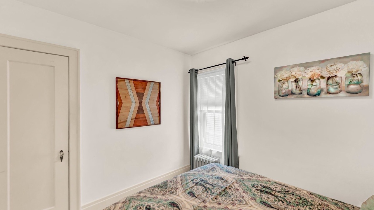 Photo of Bedroom in North Buffalo