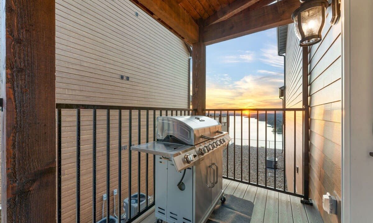 Photo of Outdoor in Kimberling City