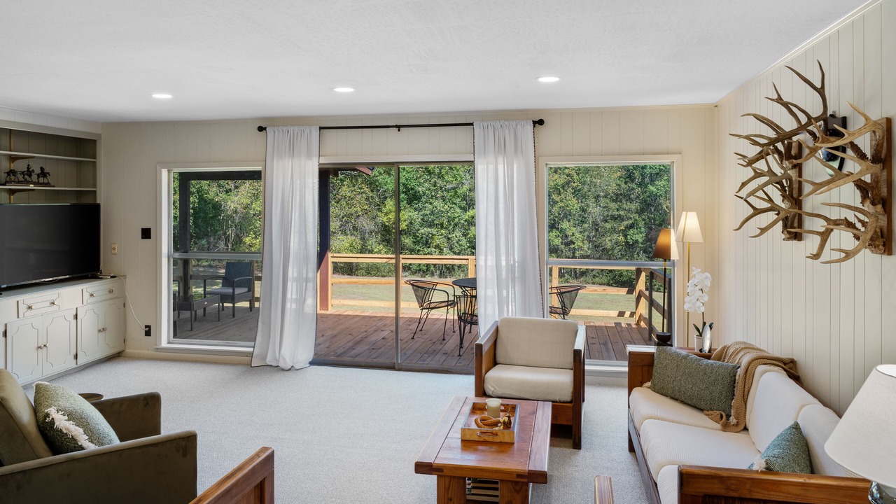 Photo of Livingroom in Hattiesburg
