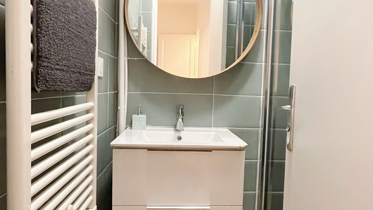 Photo of Bathroom in Bagnolet